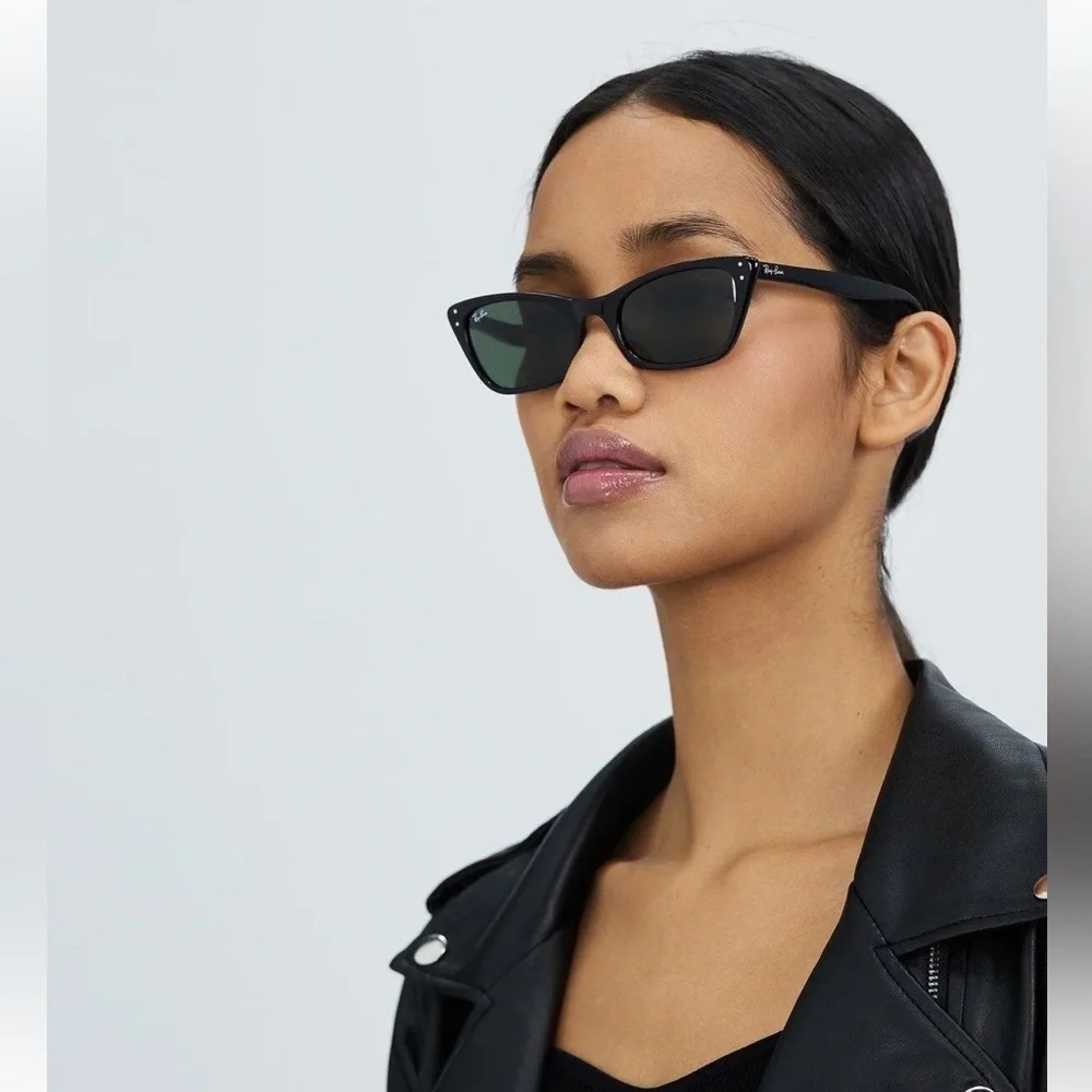 Lady Burbank RB2299 Cateye Sunglasses Ray-Ban Lady Burbank 901/31 52-20-140 3N - Picture 1 of 11